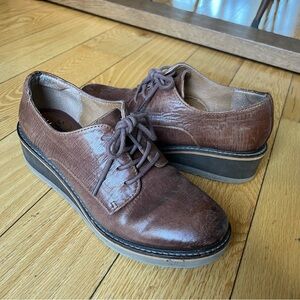 Söfft Salerno Oxford Women’s Size 6 Whiskey Suede